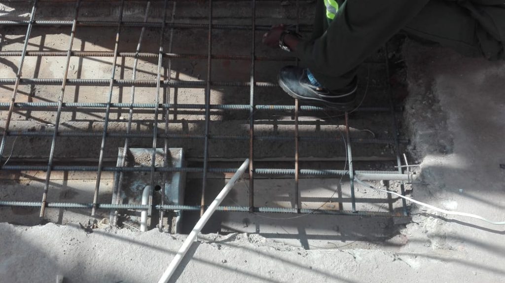 Always available - Newlands Building Project Men at work