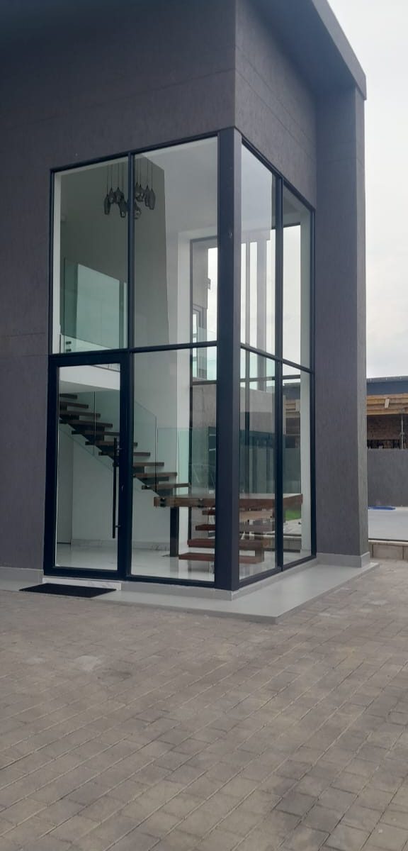 Aluminium and Glass doors and windows